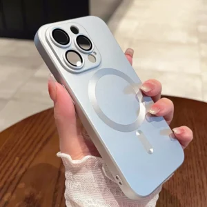 Étuis de téléphone magnétiques mats de luxe pour iPhone 15 14 11 13 12 Pro Max Plus pour Magsafe Charge sans fil étui pare-chocs lentille couverture complète